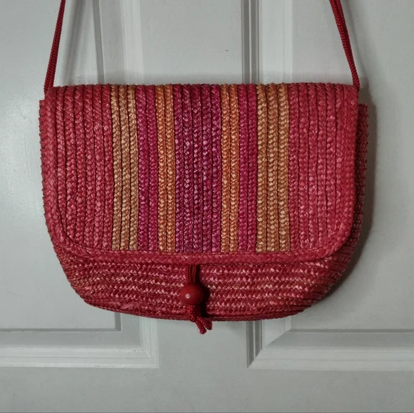 Vintage Genie Straw Crossbody Bag - Picture 5 of 8